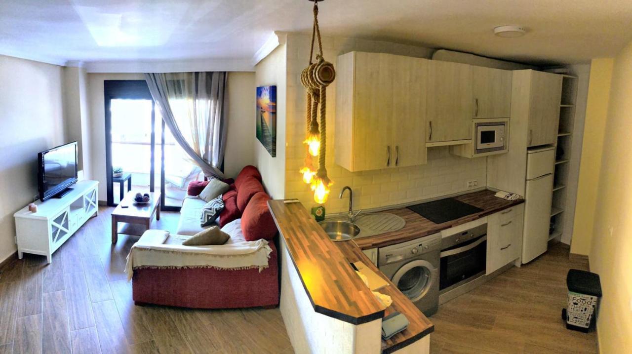 Coqueto Apartamento En Puerto Marina Con Piscina Benalmádena Eksteriør bilde