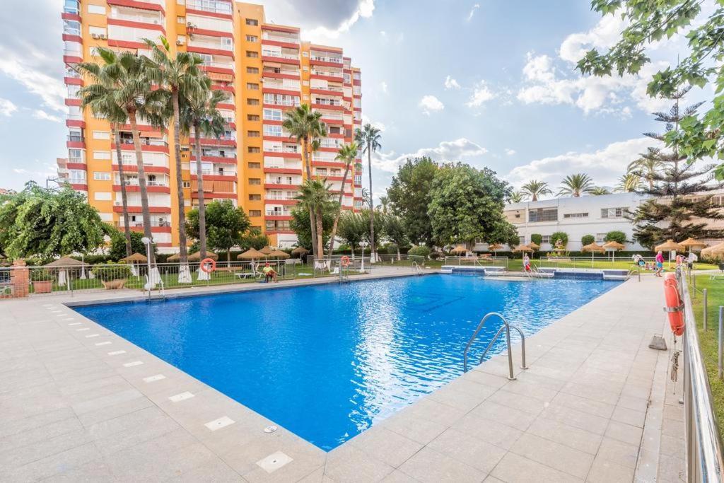 Coqueto Apartamento En Puerto Marina Con Piscina Benalmádena Eksteriør bilde