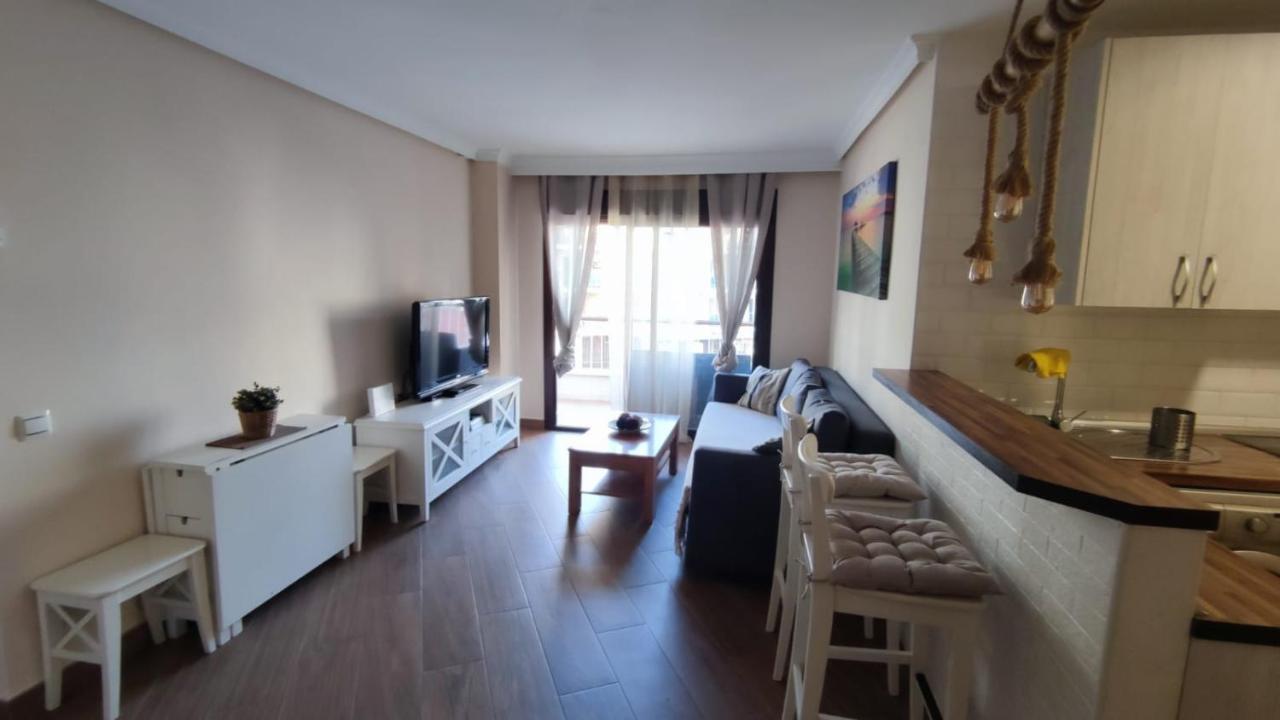 Coqueto Apartamento En Puerto Marina Con Piscina Benalmádena Eksteriør bilde